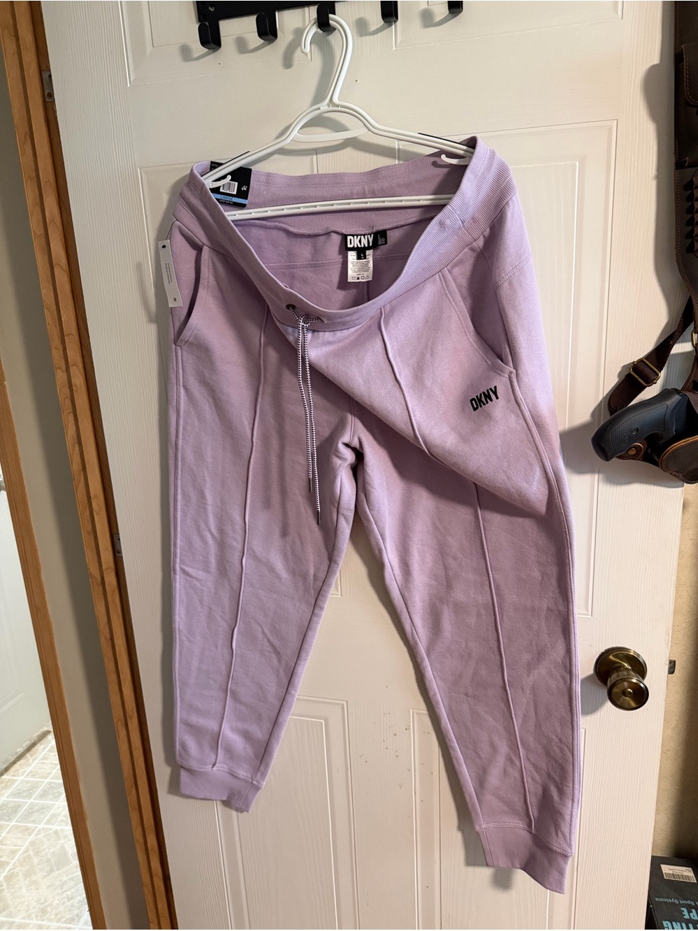 DKNY Women’s Lavender Jogger Pants NWT